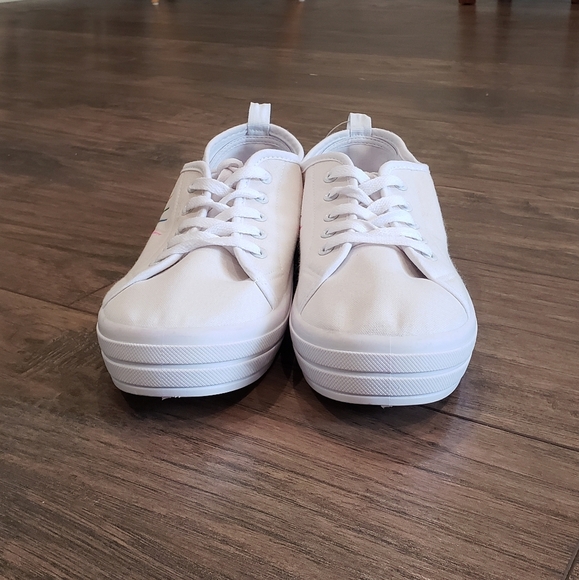 Sole Mates Rainbow Sunshine White Canvas Tennis Shoes Size 9 - Picture 3 of 7